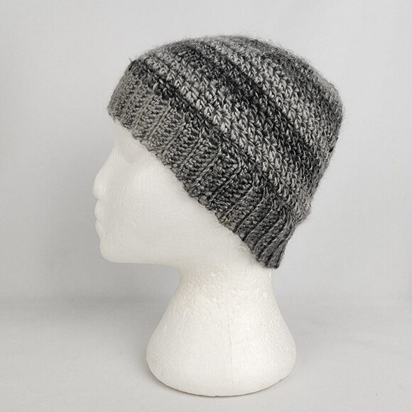 Handmade Grey Knit Pony Tail Toque - Picture 1 of 7